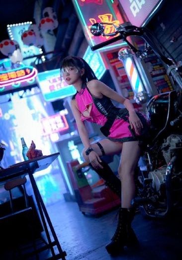 欧美文艺手机壳se_4K全集免费观看