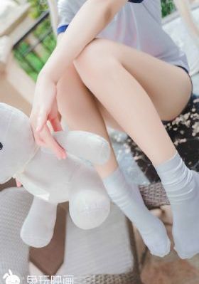 欧美拉着行李箱背影图_国产剧电影在线观看