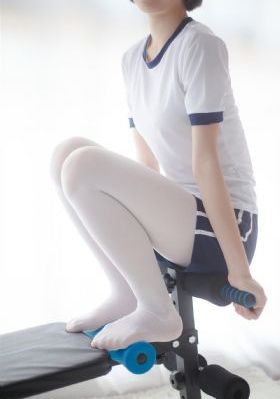 国产草莓视频免费观看_720高清视频观看