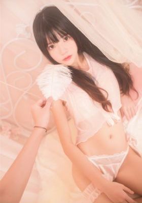 草莓秋葵芭乐绿巨人18岁_1080免费电视剧