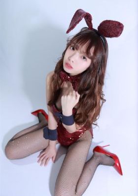 欧美风情万种的美人一区二区_4K在线观看高清